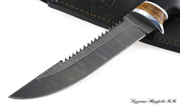 Нож Рыбак дамаск черный граб стабилизированная карельская береза (янтарная)