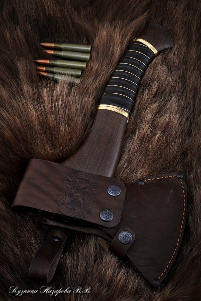 Axe-21 damascus wenge with brass