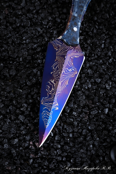 Нож Зуб дракона дамаск ламинированный синий акрил синий