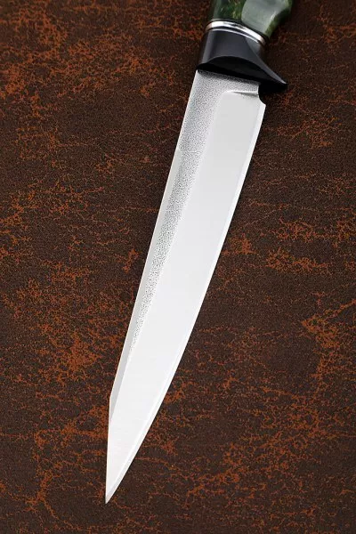 Нож Ферзь 95Х18 рукоять G10 черная, карельская береза зеленая