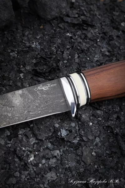 Нож Касатка средний филейный Х12МФ палисандр акрил белый