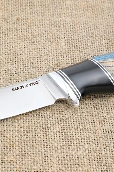 Нож Фокс Sandvik рукоять ясень стабилизированный синий акрил черный