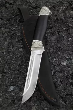Нож Боец дамаск нержавеющий черный граб мельхиор