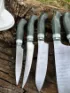 Кухонный набор 5 ножей из дамасской стали с никелем, рукоять из карельской березы зеленой и подставка 
