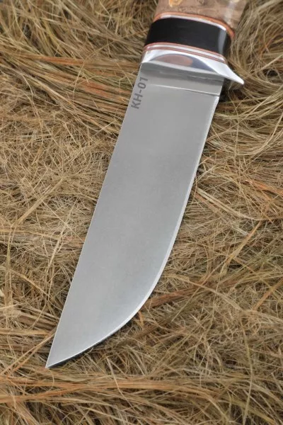 Нож Беркут КН-01 рукоять черный граб карельская береза коричневая