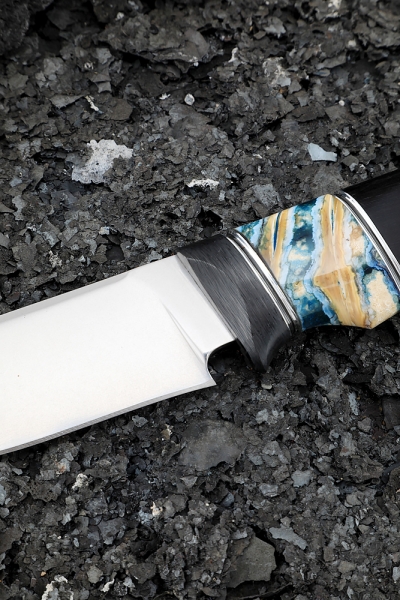 Нож Ловчий S390 рукоять зуб мамонта стабилизированный черный граб