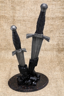Souvenir two daggers Damascus black hornbeam carved on a stand