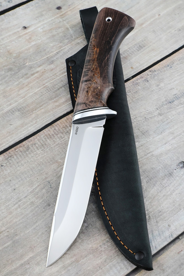 Нож охотничий "Вепрь" сталь N690 рукоять карельская береза коричневая 