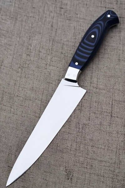 Кухонный цельнометаллический нож "Пети" из стали AUS-10, накладки из G10 черное и синей  