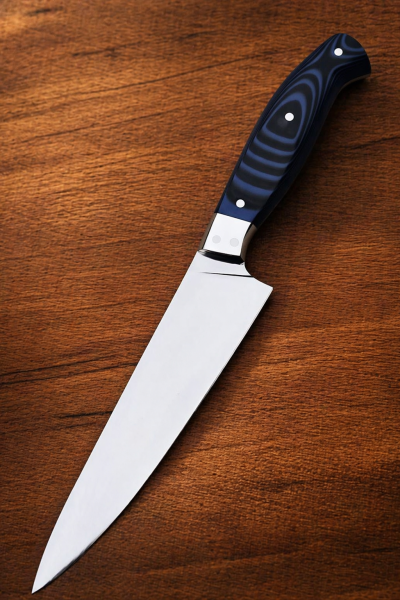 Кухонный цельнометаллический нож "Пети" из стали AUS-10, накладки из G10 черное и синей  