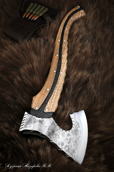 Axe-20 (cooking metals: carbon+ HVG) with traces of forging carved ash