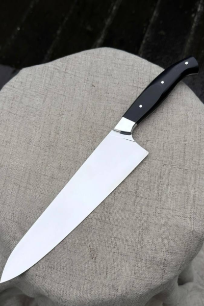 Кухонный цельнометаллический нож "Гьюто" из стали VG-10, накладки из G10 черной