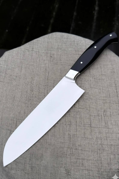 Кухонный цельнометаллический нож "Сантоку" из стали VG-10, накладки из G10 черной 