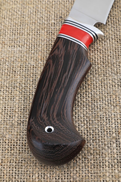 Нож Ловчий сталь N690 рукоять акрил красный и венге