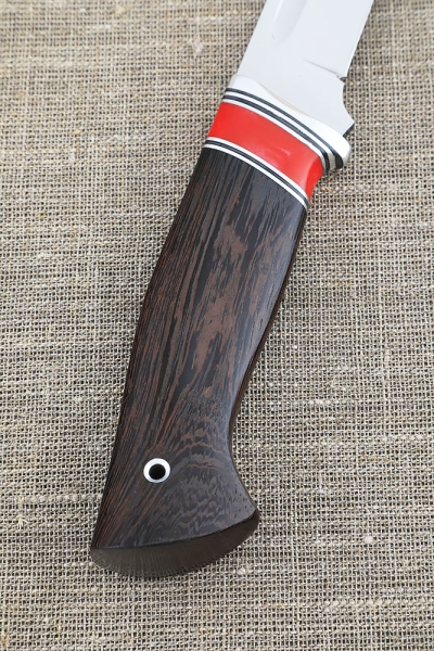 Нож Боец сталь N690 рукоять акрил красный и венге