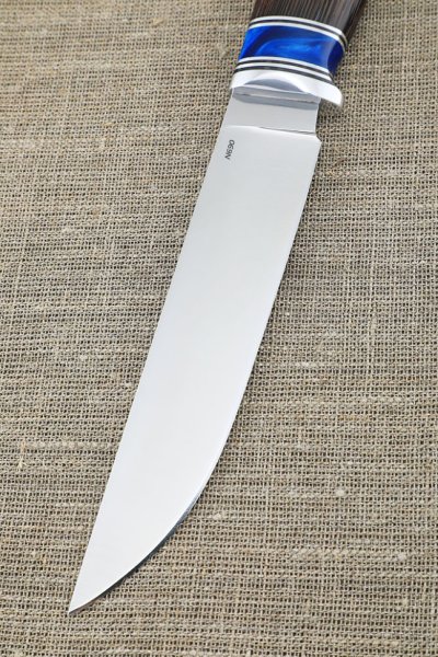 Нож Засапожный N690 рукоять акрил синий и венге 