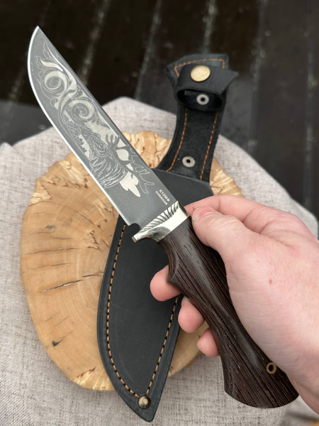 Нож охотничий 