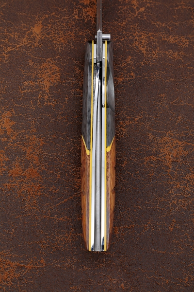 Нож складной Аист дамаск ламинированный  накладки железное дерево карбон