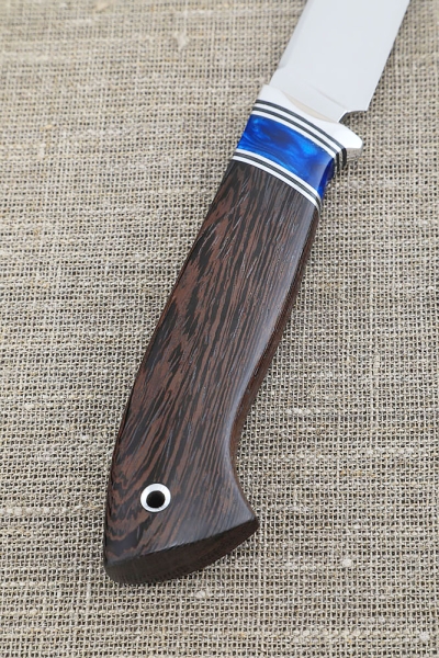 Нож Ирбис-2 сталь N690 рукоять акрил синий и венге  