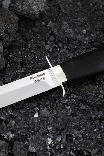 Нож разведчика НР-40 95х18 черный граб