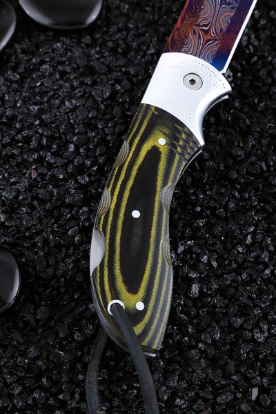 Нож складной Филин дамаск торцевой с воронением накладки дюраль микарта желтая (Coutellia)