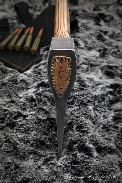 Axe-14 (cooking of metals: carbon+HVG) with inlay