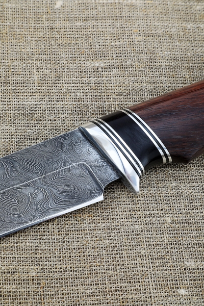 Knife Gadfly 2 Damascus handle black hornbeam rosewood