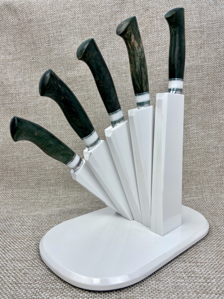 Набор из 5 ножей из дамасской стали с никелированием, на подставке из белого акрила