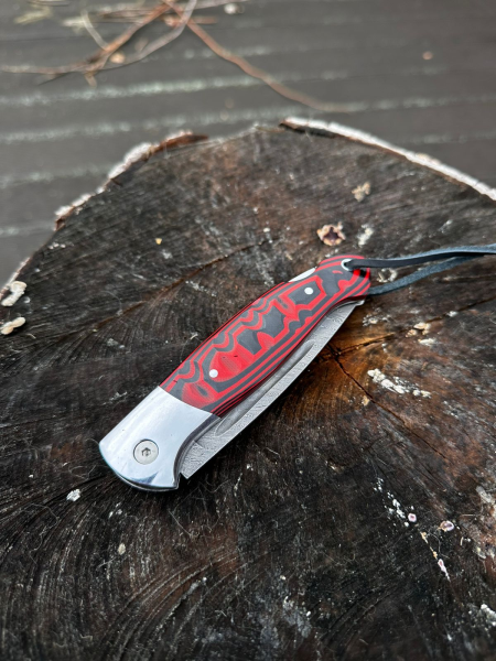 Складной нож 