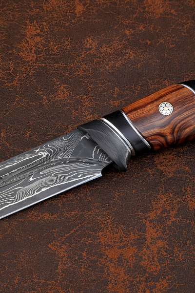 Gadfly Damascus laminated knife with dale black hornbeam iron wood carbon