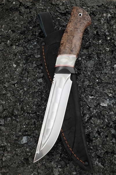 Нож Овод 2 дамаск нержавеющий камень-долы карбон карельская береза акрил белый