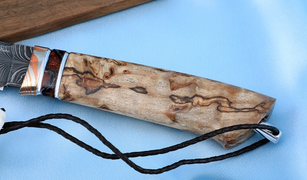 Нож Засапожный дамаск торцевой карельская береза кость мамонта мокуме-гане на подставке