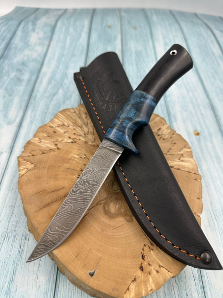 Нож &quot;Кардинал&quot; сталь дамаск волнистый, рукоять стабилизированная карельская береза синяя и черный граб (распродажа) 
