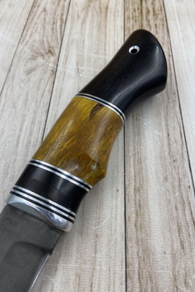 Нож Универсал Х12МФ — наборная рукоять: карельская береза жёлтая, черный граб
