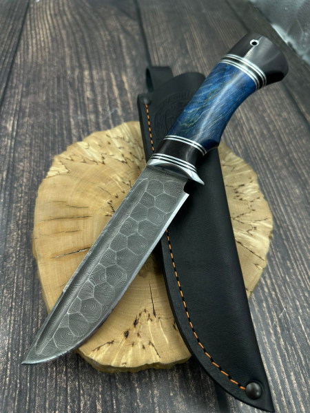 Нож &quot;Овод&quot; сталь дамаск камень, рукоять стабилизированная карельская береза синяя и черный граб (распродажа) 