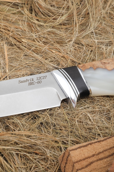 Knife Wanderer Sandvik handle black hornbeam Karelian birch acrylic white