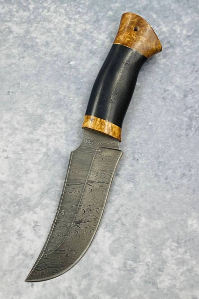 Нож "Мангуст" сталь дамаск, рукоять карельская береза и черный граб (распродажа)