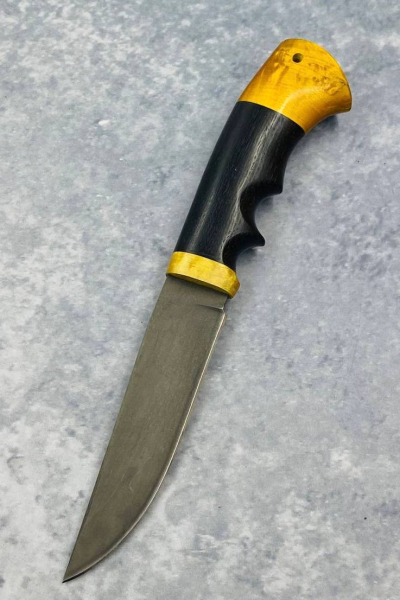 Нож "Слон" сталь х12мф, рукоять карельская береза янтарь и черный граб (распродажа)