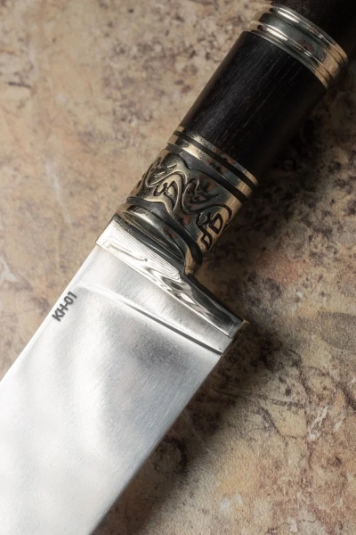 Эксклюзивный Узбекский нож, сталь КH-01, рукоять мельхиор и черный граб