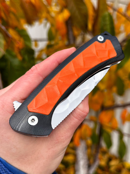 Складной нож 