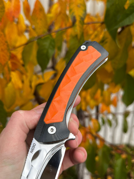 Складной нож 