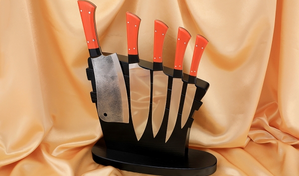 Wenge stand with magnetic stripes, set of 4 knives and a chopper 95h18, G10 orange