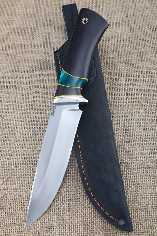 Нож Оса сталь КН-01, рукоять черный граб и акрил зеленый