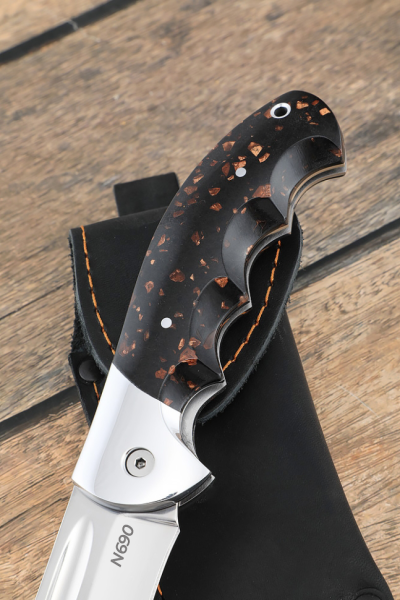 Складной нож 