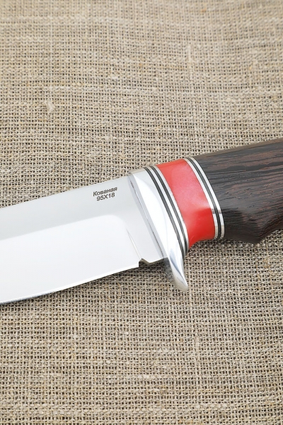 Cheetah knife 95x18 handle acrylic red and wenge