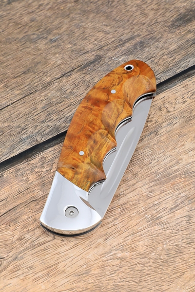 Складной нож 