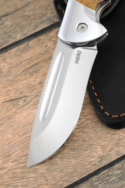 Складной нож 