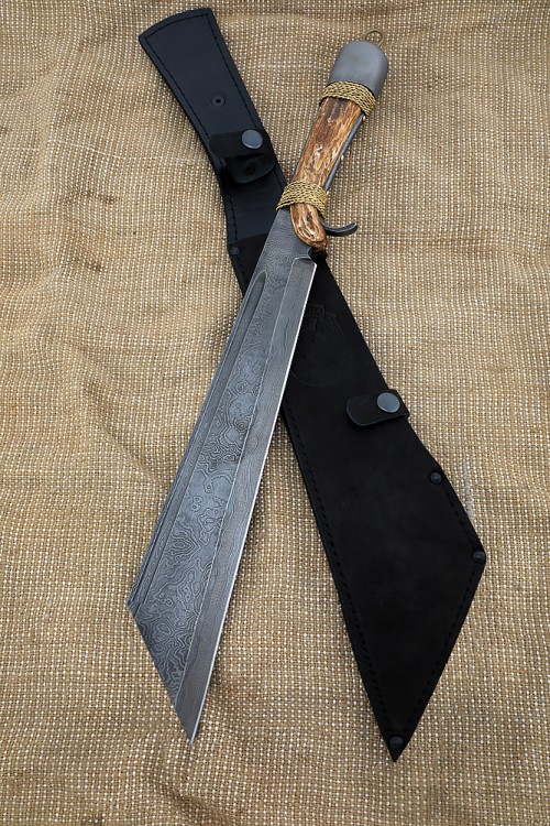 Machete knife No. 6 Damascus with a moose horn