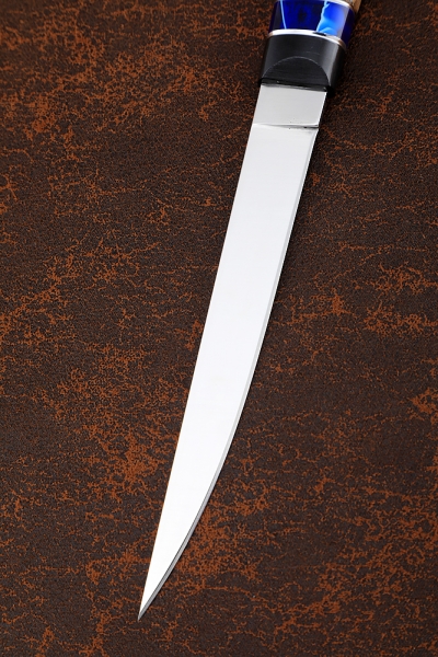 Нож Учар 95Х18 рукоять G10 черная, акрил синий, зебрано