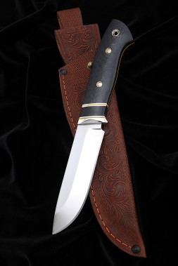 Knife Wanderer S390 handle carbon